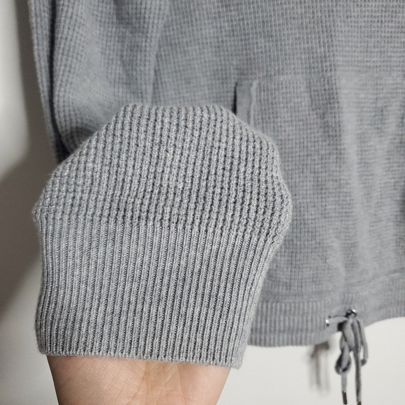 Michael Kors Womens Knit Sweater Size M Gray Neutral Casual Chic Gorpcore Sporty - Picture 10 of 11